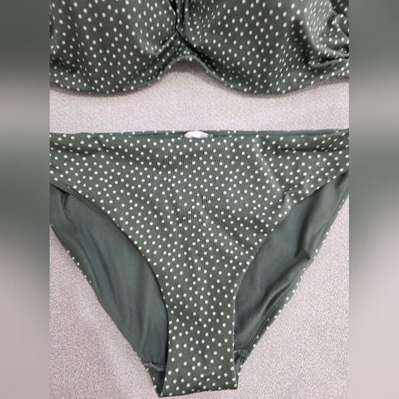 H&M Green Polka Dot Bikini Set - Picture 4 of 16